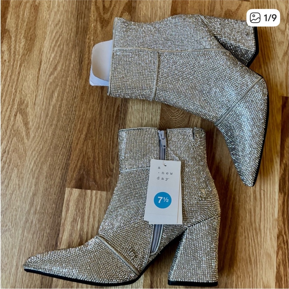 NWT A New Day Shimmering Silver Heeled Boots size 7.5